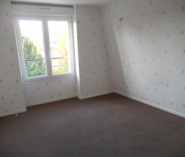 Appartement EPERNAY - RUE DOM PERIGNON - Photo 2