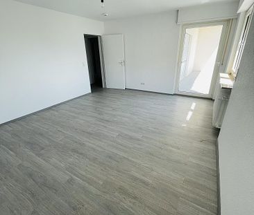 Helle 2 Zimmerwohnung mit modernem Badezimmer und Balkon - Foto 5