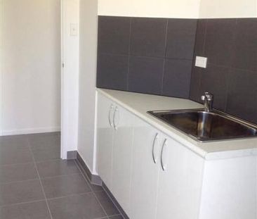 3 BEDROOM HOME FOR RENT IN OORALEA - Photo 6