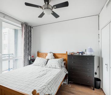 1190 Rue MacKay, #1202 - Photo 1
