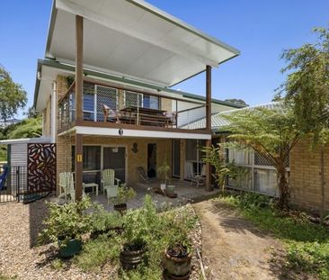 Charming Low-Tox Home with Native Gardens – Peaceful & Central Loca... - Photo 3