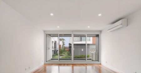 2 Bedroom*G01 - Photo 2