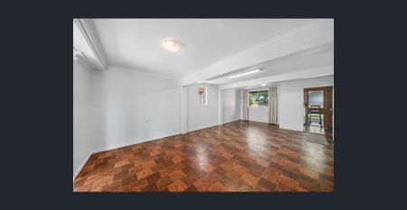 Perfectly Located Large Family Home - Photo 2