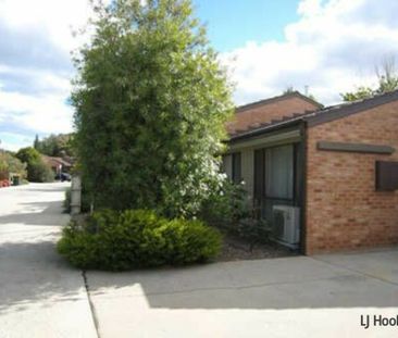 Neat Two Bedroom Townhouse - Photo 5