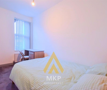 5 bedroom terraced house to rent - Photo 4