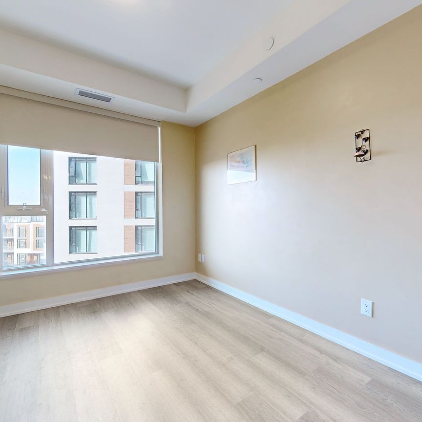 For Lease - 6 David Eyer Road Unit# 501, Richmond Hill, Ontario - Photo 1