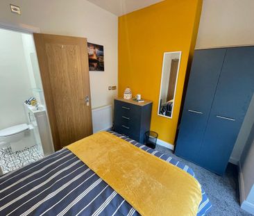 1 bedroom in a house share to rent - Photo 3