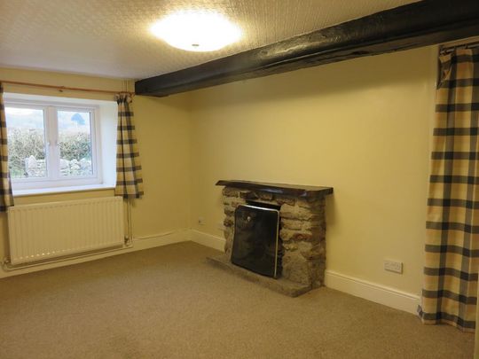 4 bedroom detached house to rent - Photo 1
