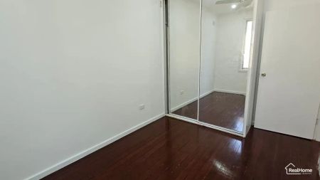 “Spacious and well-presented home in a convenient location!” - Photo 2