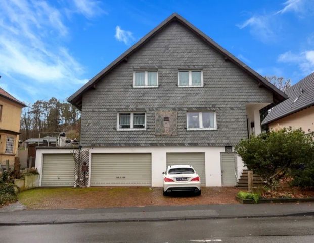 Großzügige DG-Wohnung für 2 Personen mit Einbauküche, Garage,großer Loggia mit Blick zum Fleyer Wald - Foto 1