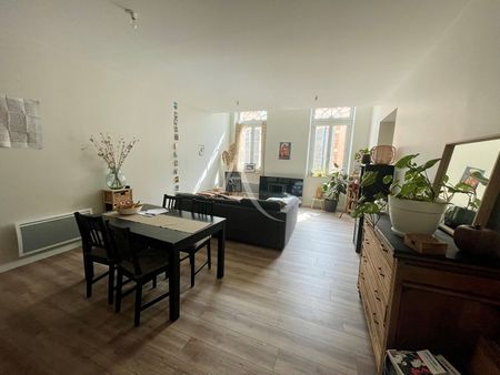 Location Appartement 3 pièces 73m² - Photo 5