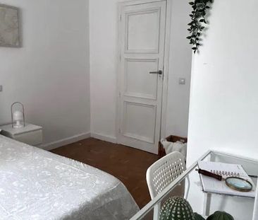 Calle de Cavanilles, Madrid, Community of Madrid 28007 - Photo 4