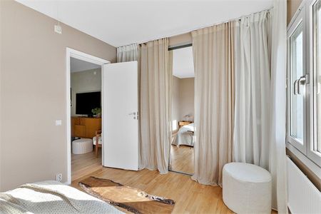 Sorögatan, Kista - Photo 4