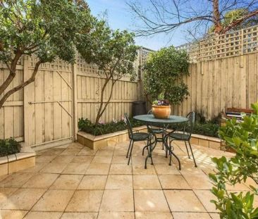 Gorgeous Period Home! - Photo 6