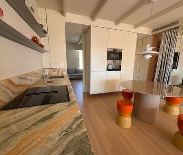 2 room luxury penthouse for rent in Valencia, Spain - Photo 5