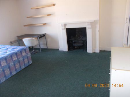 Student Properties to Let - Photo 2