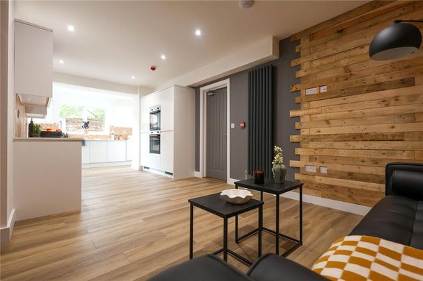 6 bedroom semi-detached house to rent - Photo 1