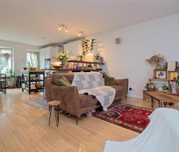 2 bedroom terraced house to rent - Photo 2
