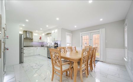 For Lease - 96 Zinnia Place, Vaughan, Ontario - Photo 3