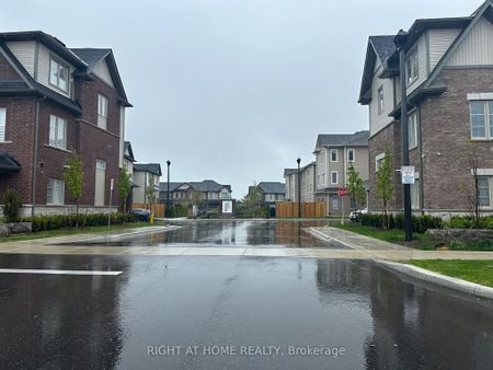 For Lease - 46 Senay Circle, Clarington, Ontario - Photo 2