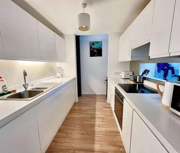 Woodfield Road, Altrincham, WA14 - Photo 4