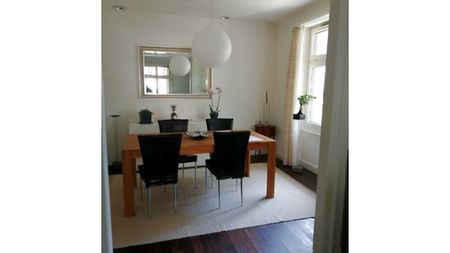 4 Zimmer-Wohnung in Basel - Altstadt/Kleinbasel, möbliert, auf Zeit - Photo 3