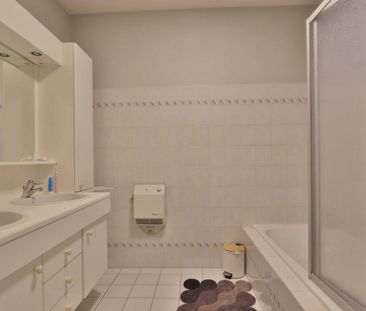 Rustig gelegen, ruim dakappartement met 2 slaapkamers nabij Cortewa... - Photo 3