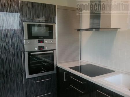 Pronájem bytu 1+kk 40 m2 - Fotografie 2