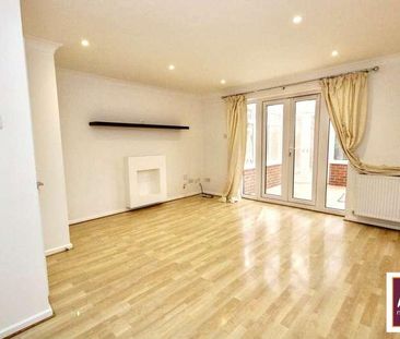 Millers Way, Fairford Leys, HP19 - Photo 2