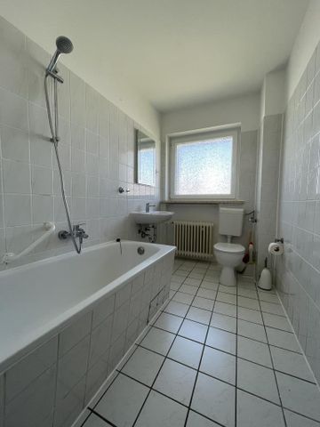 Moderne 3-Zimmer-Wohnung mit Balkon und Laminatboden in Celle! - Foto 3