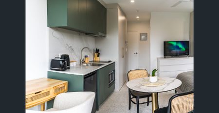 All Inclusive | Fully Furnished | Flexible Leasing | Community Living - Photo 3