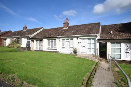 25 Skipperstone Drive, Bangor, BT19 7HU - Photo 4