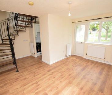 1 bedroom semi-detached house to rent - Photo 2