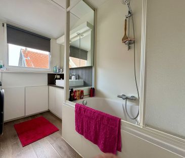Gezellig duplex appartement met 1 slaapkamer en garagebox - Photo 1