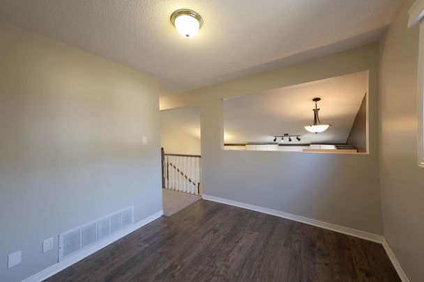 For Lease - 26 Melinda Crescent Unit# A, Barrie, Ontario - Photo 1