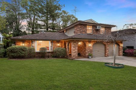 Wahroonga's Best Location: 5 Bed Home, Pool, plus walk to Wahroonga Village & Train - Photo 3