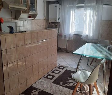 Inchiriere apartament cu 2 camere - Fotografie 4