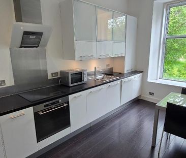 2 bedroom flat to rent - Photo 3