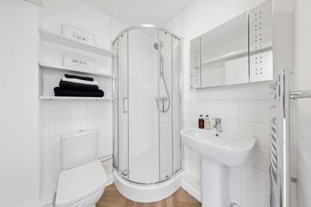 2 bedroom apartment to rent - Photo 4