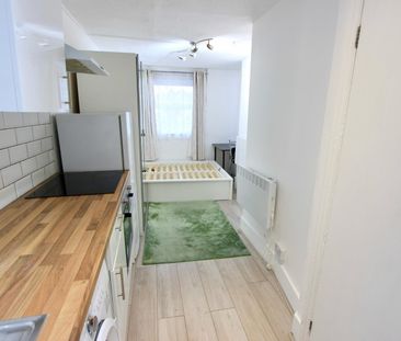 Studio Flat, St. Michael's Terrace, N22 - Photo 1