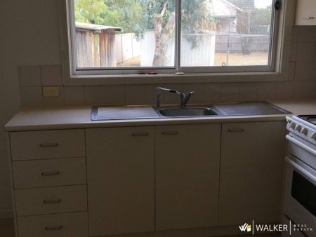 $260.00 per week - Photo 3