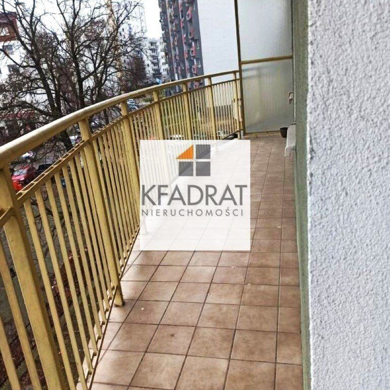 Stare Miasto, 2 pokoje, duży balkon. Polecam. - Zdjęcie 1