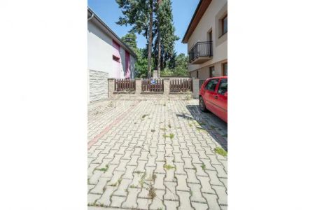 Byt 2+kk s balkonem a parkováním - Neratovice - Photo 3