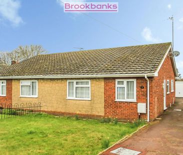 2 bedroom semi-detached bungalow to rent - Photo 3