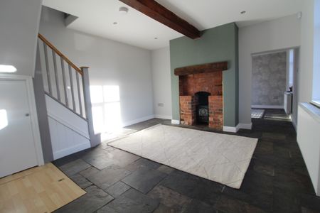 3 bedroom House for rent - Photo 2