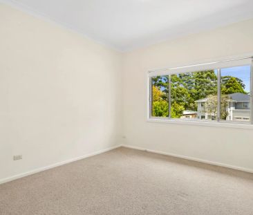 20 Bentley Avenue, Forestville. - Photo 3