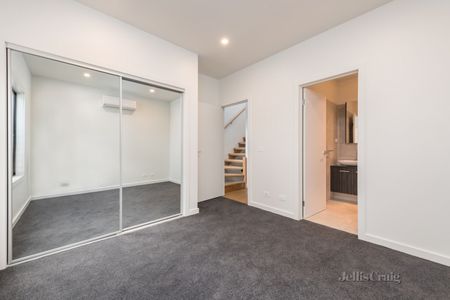 16/10 Davies Street, Brunswick - Photo 2