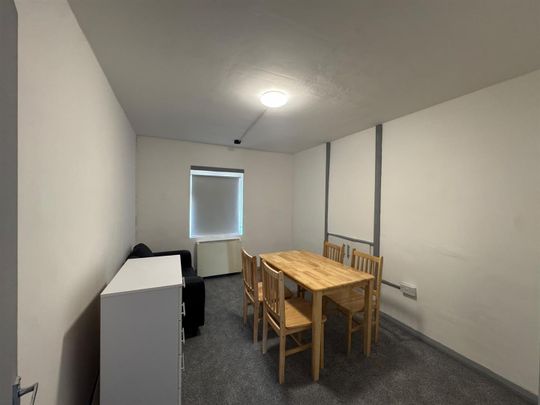 Batchwood Green, Orpington BR5, London - Photo 1