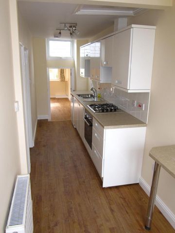 1 bedroom apartment to rent - Photo 3