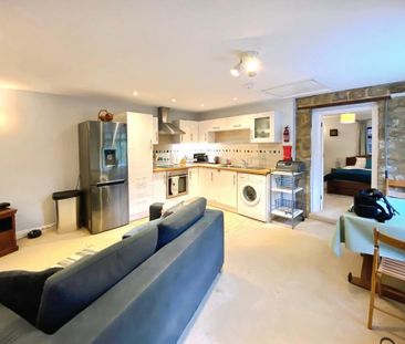 1 bedroom semi-detached bungalow to rent - Photo 2